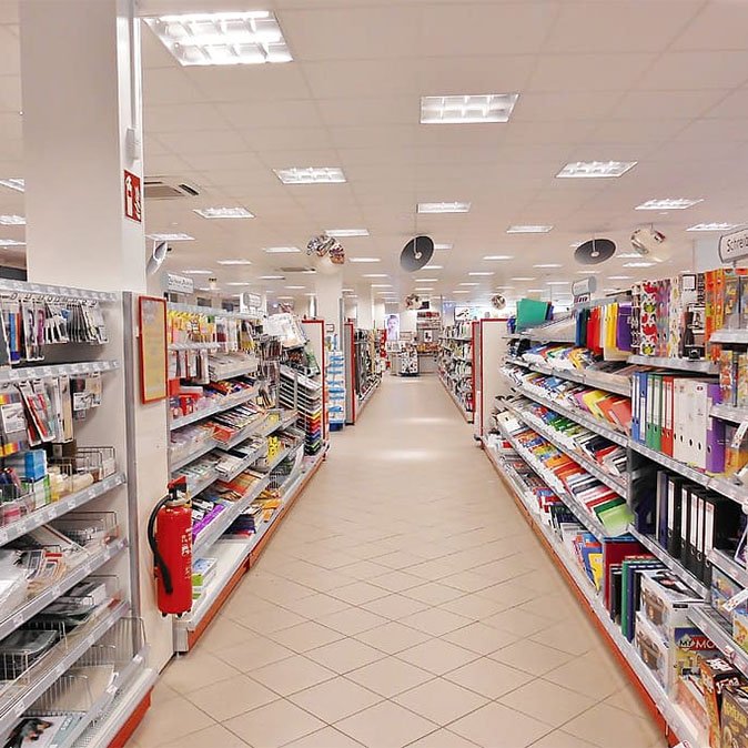 Why a Display Rack is the Better Choice for Organizing & Showcasing Products
